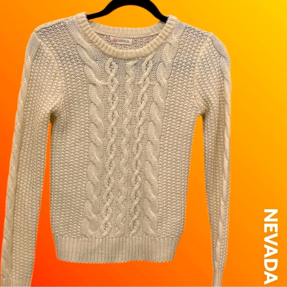 Women's Cream Cable Knit Sweater - Picture 10 of 12